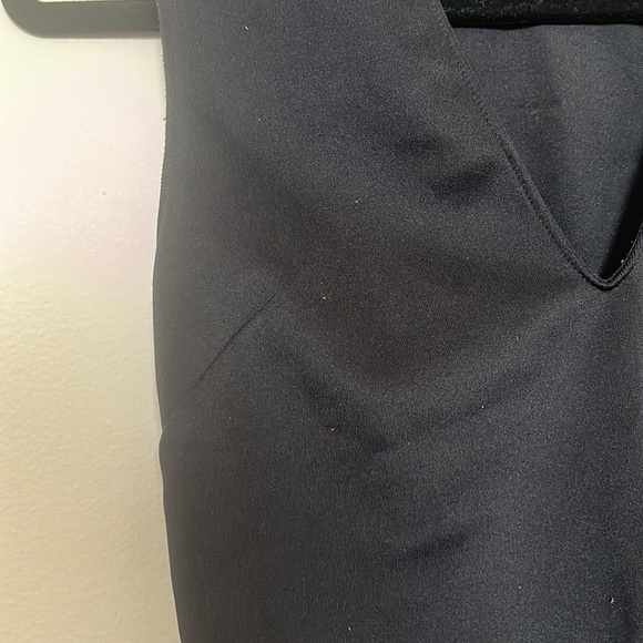 Zara - Black Crop Top with Raw Hem Size S - Picture 2 of 6